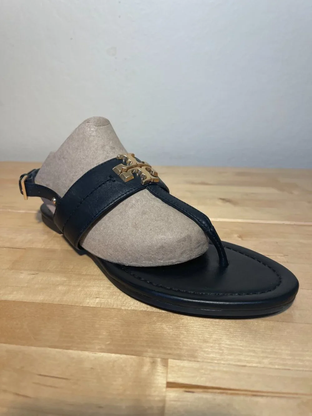 Tory Burch Everly T-Strap Sandals Black Leather Designer Flat Sandals Women's